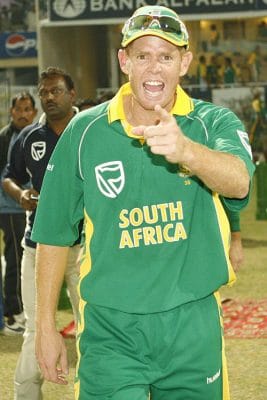 Shaun Pollock Photo