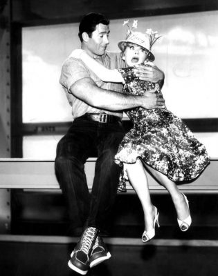 Lucille Ball Clint Walker The Lucy Show 1965