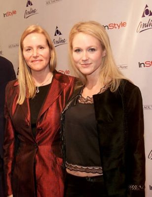 Jewel with her mother Lenedra Carroll
