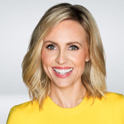 Jessica Holmes Photo