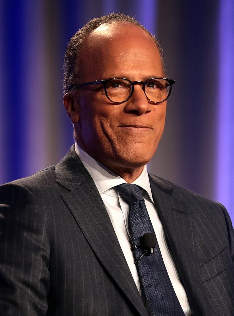 Lester Holt Photo
