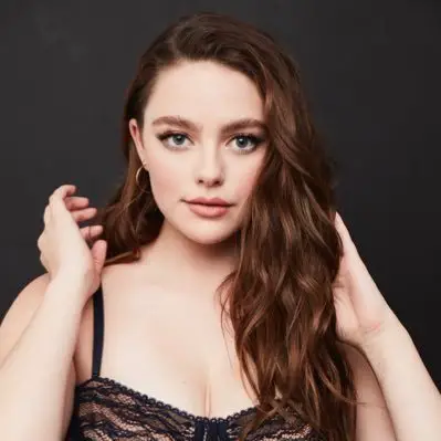 Danielle Rose Russell Image