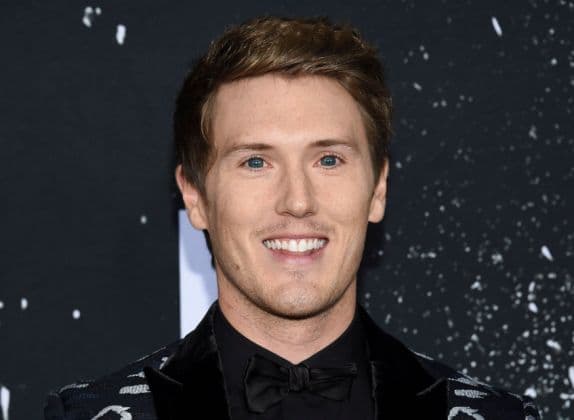 Glass star Spencer Treat Clark photo
