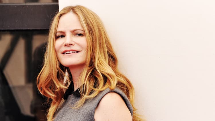 Jennifer Jason Leigh Photo
