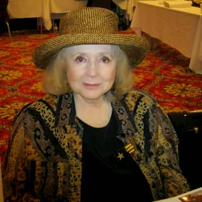 Piper Laurie Photo