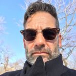 Adrian Pasdar Image
