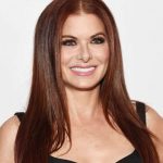 Debra Messing photo