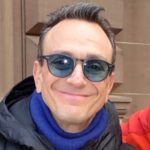 Hank Azaria Image