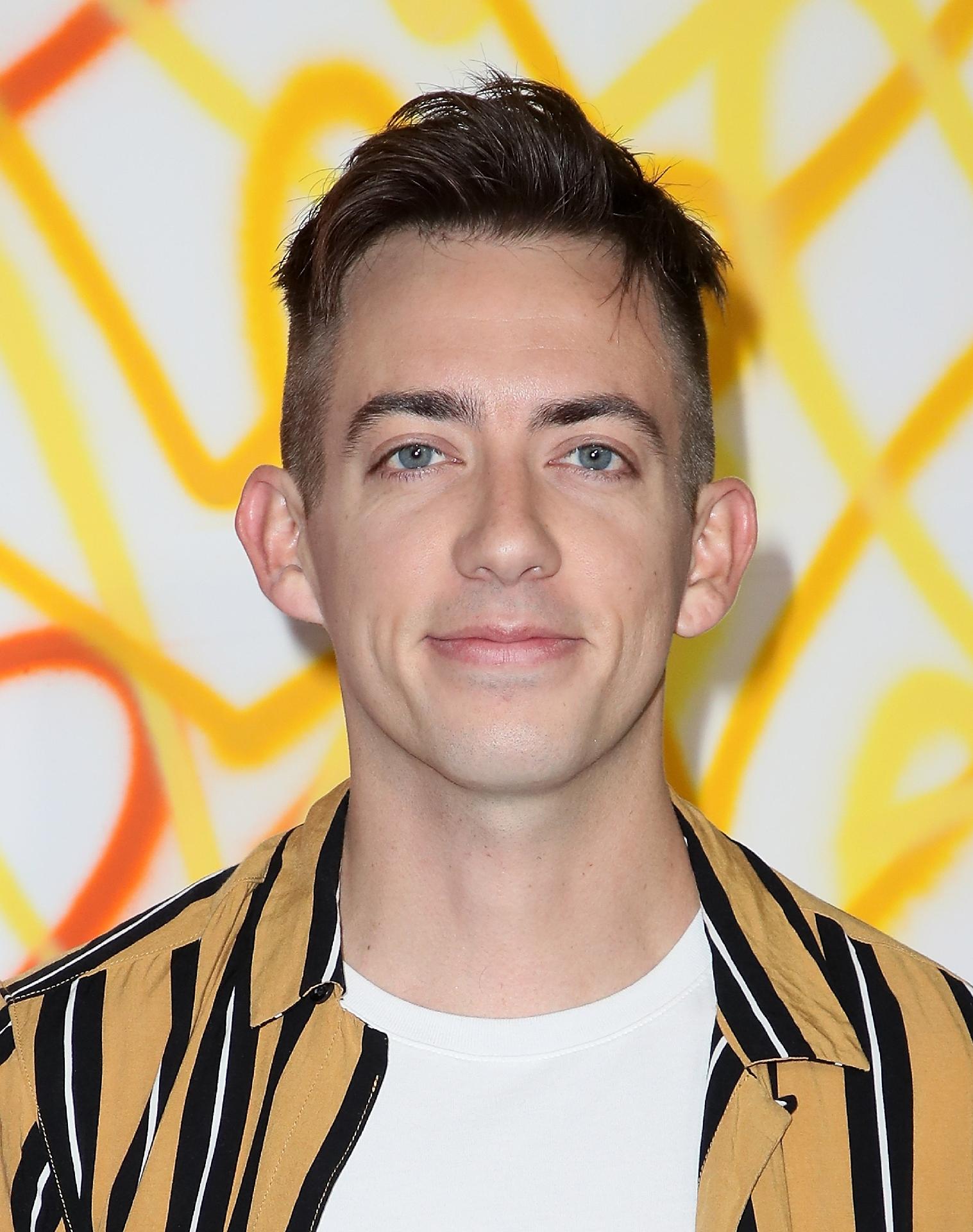 Kevin McHale Bio, Wiki, Age, Glee, NLT, Gay, Austin Mckenzie, Wheelchair