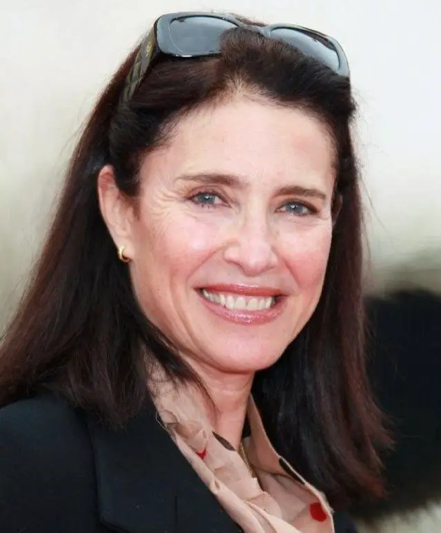 Mimi Rogers Bio, Wiki, Age, Height, Husband, Family, Poker, Tom Cruise