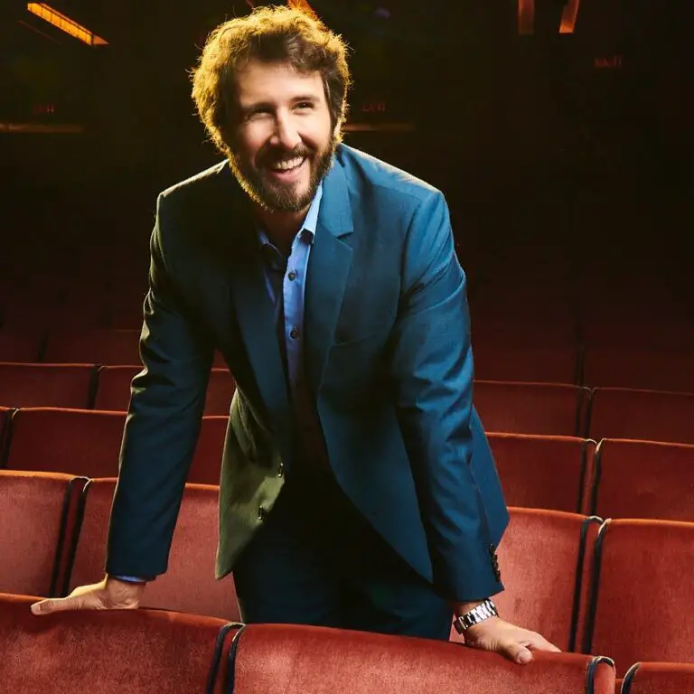 Josh Groban Bio, Age, Wife, Girlfriend, Married, Net Worth and Height