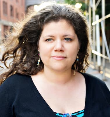 Author Rainbow Rowell Photo 