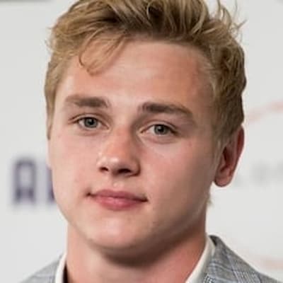 Ben Hardy Photo
