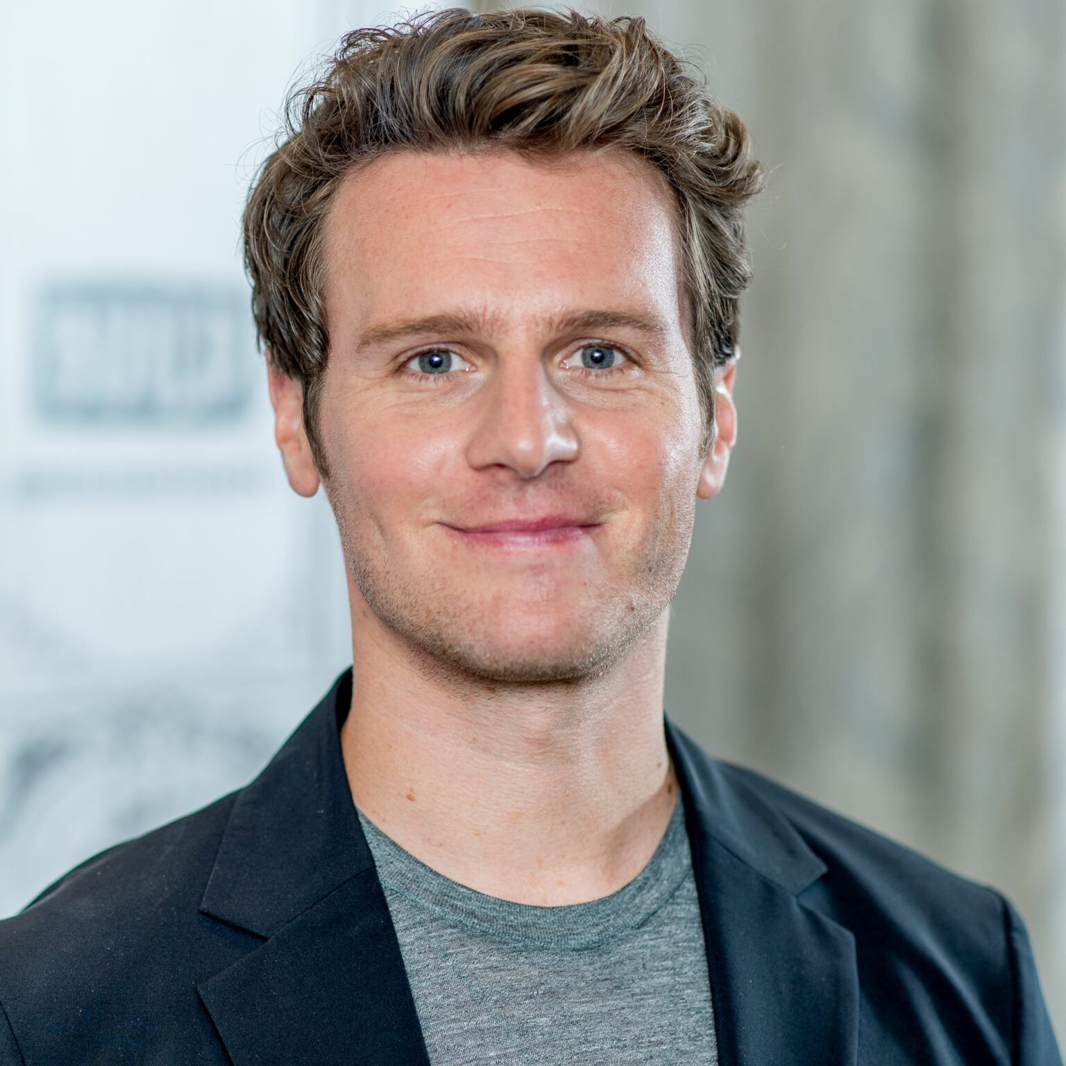 Jonathan Groff Bio, Wiki, Age, Partner, Wife, Glee, Mindhunter, Movies