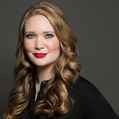 Sarah J. Maas Image