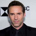 Alessandro Nivola.