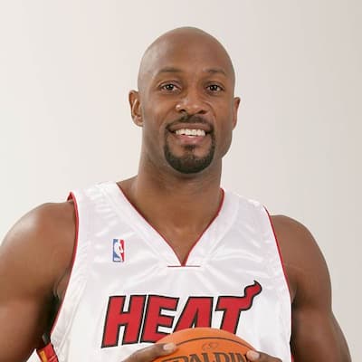 Alonzo Mourning Photo