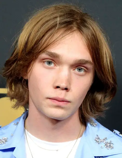 Charlie Plummer Actor Bio Wiki Age Birthday Height Family Girlfriend Movies Tv Shows And Net Worth