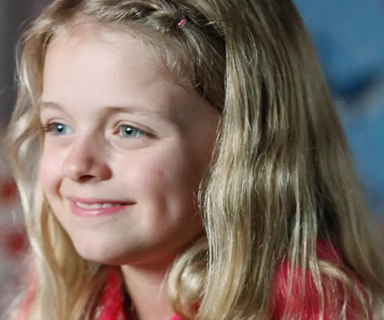 Kylie Rogers Biography Age Parents Movies Miracles From Heaven