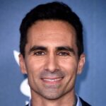 Néstor Carbonell photo