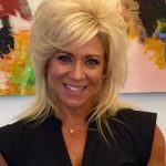 Theresa Caputo Photo