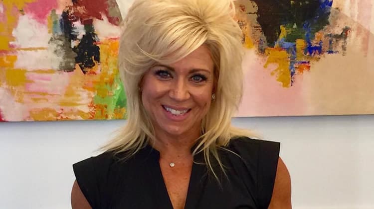 Theresa Caputo Photo