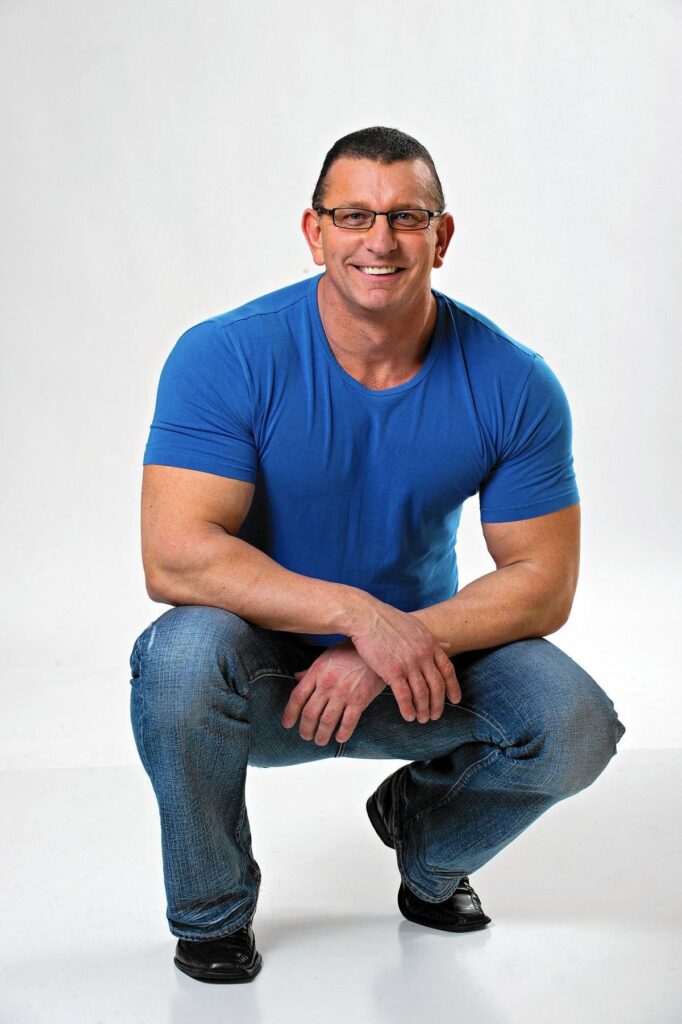 Robert Irvine Photo