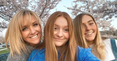Nicea Degering with her daughter's Photo