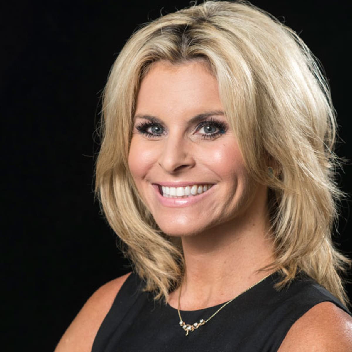 Adrienne Elrod Bio, Wiki, Husband, Spouse, Photos, and Net Worth