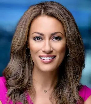  Lauren Jiggetts Newscaster Foto