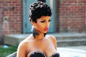 Lola Monroe Bio Age Family Career Sons Boyfriend Songs