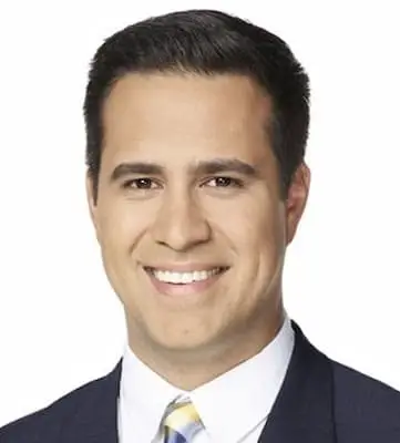 NBC4 Reporter and Anchor Jonathan Gonzalez Photo