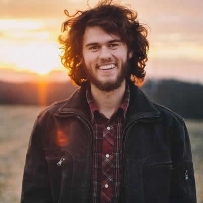 John Luke Robertson Photo