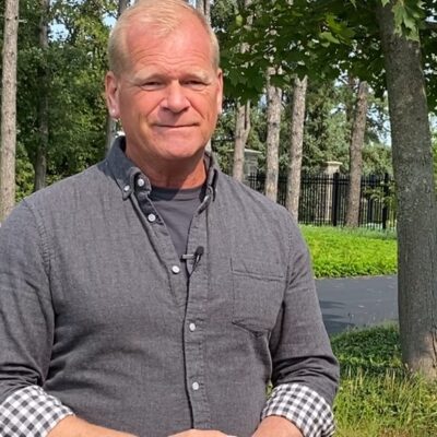 Mike Holmes Photo