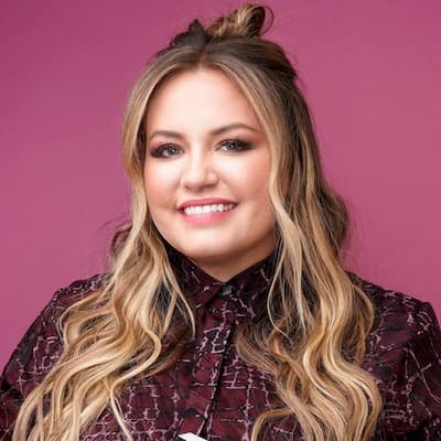 Anna Todd Image