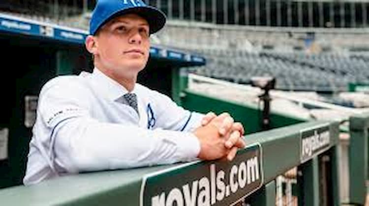 Bobby Witt Jr. – Bio, Wiki, MBL, Draft, Family, Girlfriend, Wife