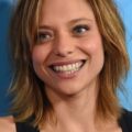 Lizzie Brochere Photo