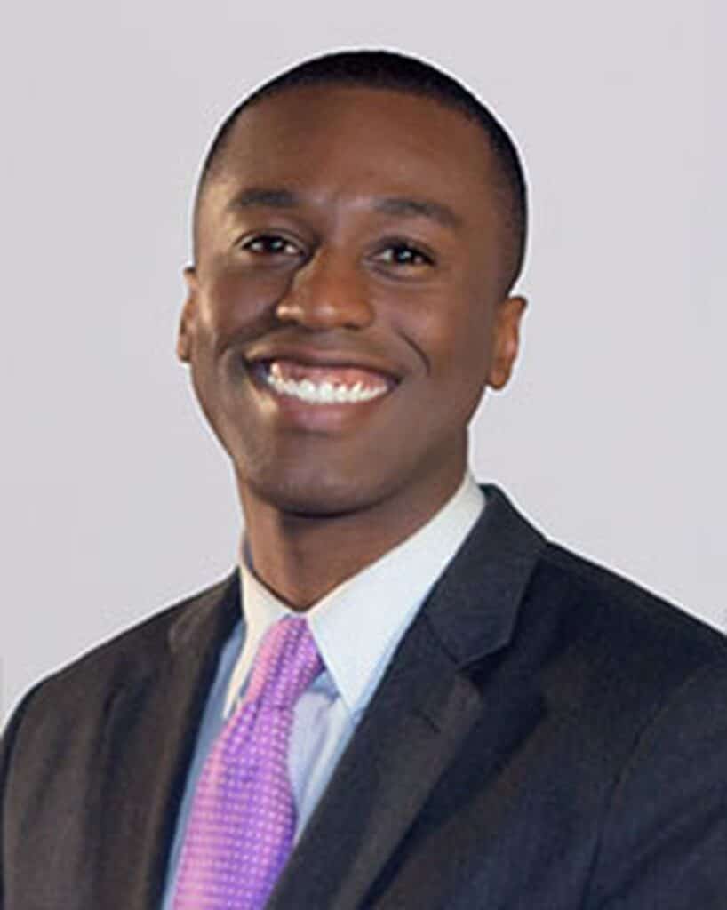 WISTV Reporter Leland Pinder Photo