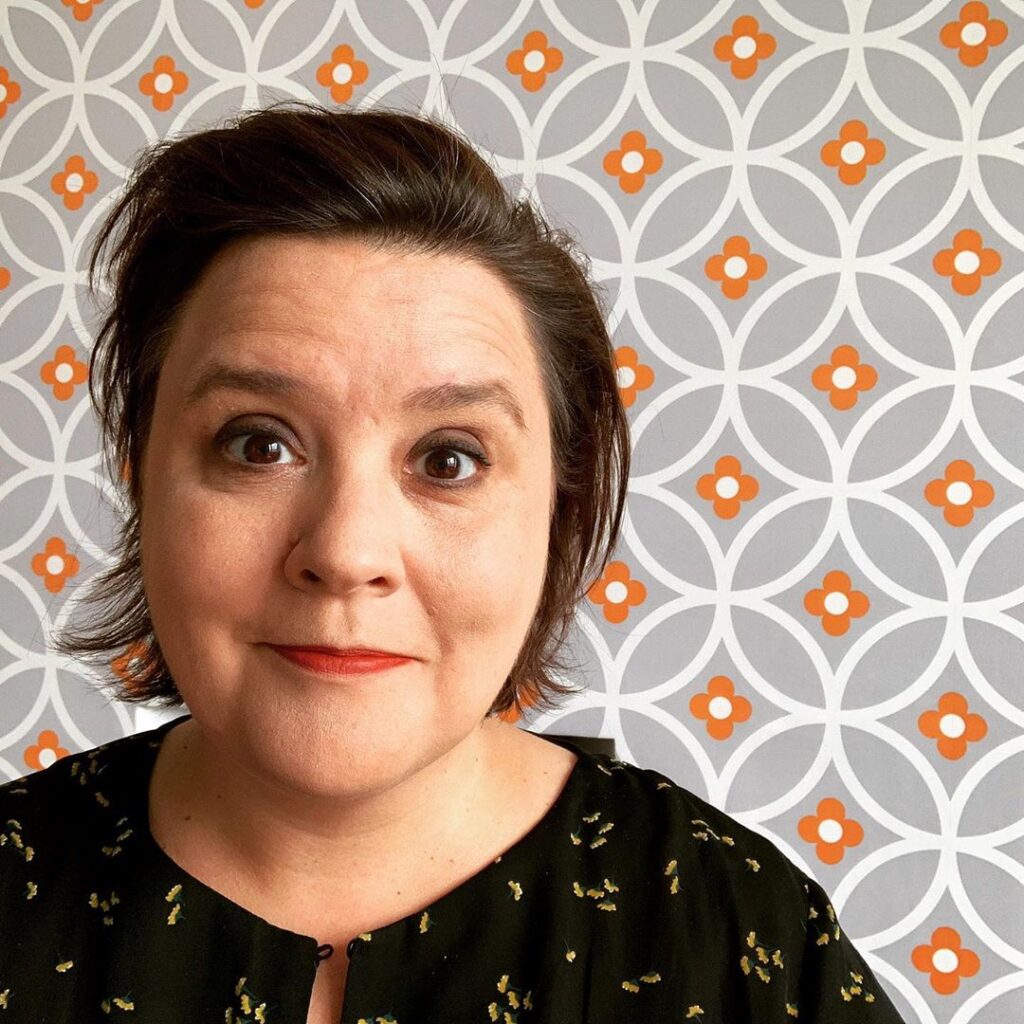 Susan Calman Bio, Wiki, Age, Height, Wife, Book, Comedian, and Net Worth.