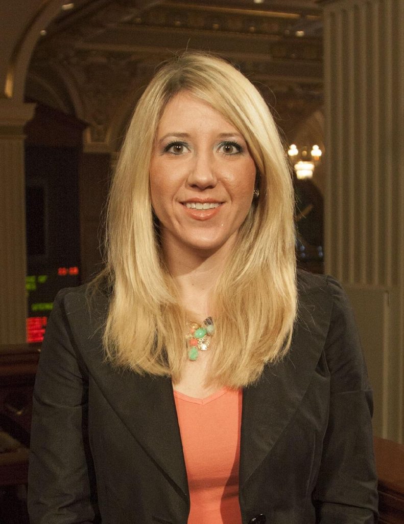 Photo of Amanda Vinicky