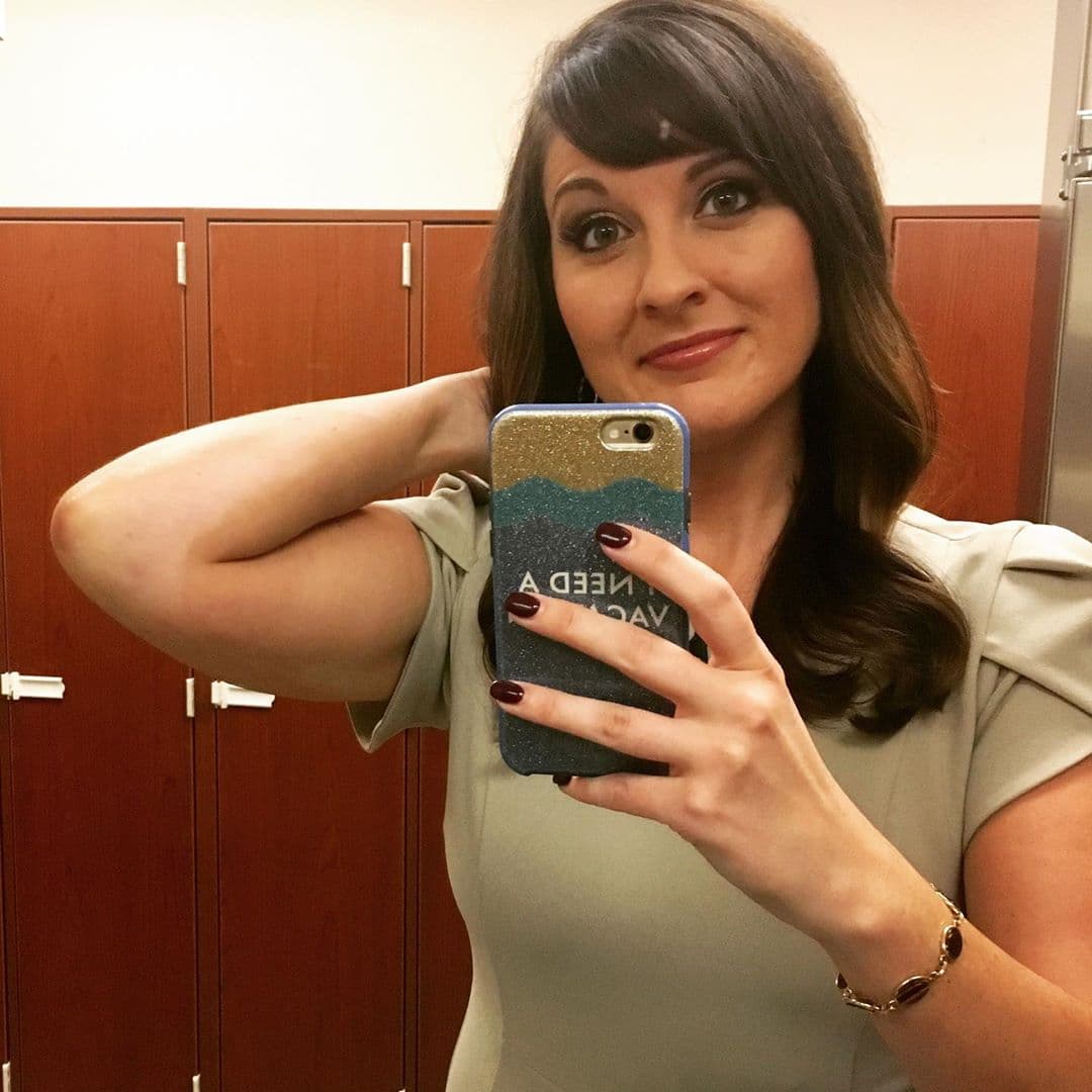 Nicole Agee Bio, Wiki, Age, Height, Husband, Kids, Parents, KCRG TV9, Salary,  Net Worth