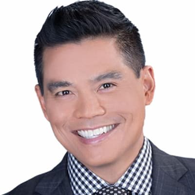 FOX 11 Anchor Bob DeCastro Photo