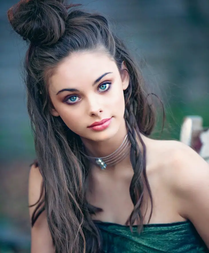 Meika Woollard Bio, Wiki, Age, Height, Parents, Boyfriend, Career, and