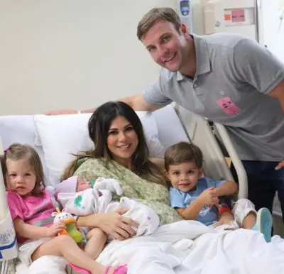 Anna Burns, Wes Welker together with their kids
