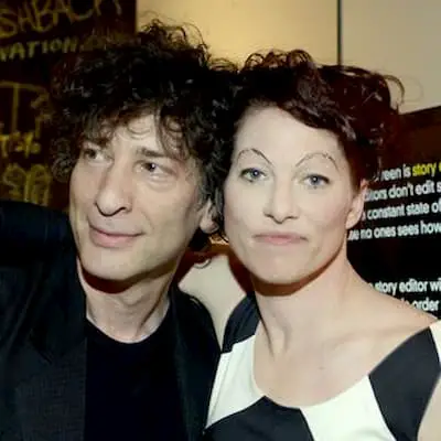 Neil Gaiman And Wife 1 