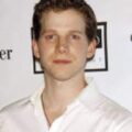 Stark Sands photo