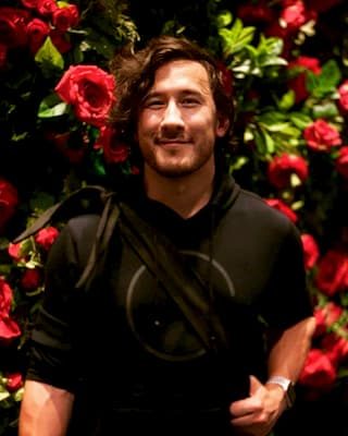 Mark Edward Fischbach Photo