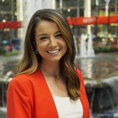 NBC News reporter Maura Barret image 