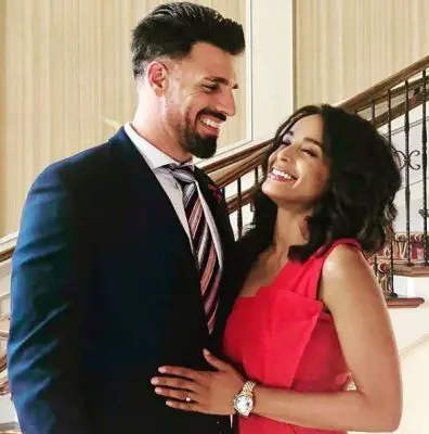 Presilah Nunez and her fiance, Brett Davis enjoy their moment together on 6 June 2019 Photo