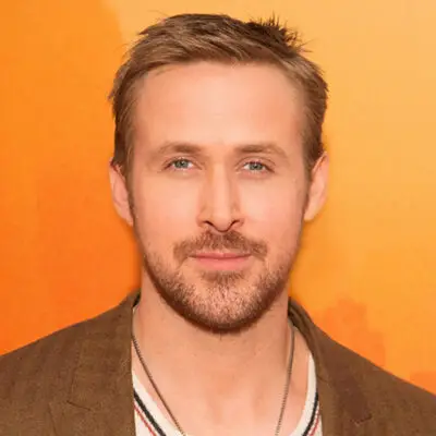 Ryan Gosling bio, wiki, age, family, wife, kids, movies, drives, notebooks and net worth.
